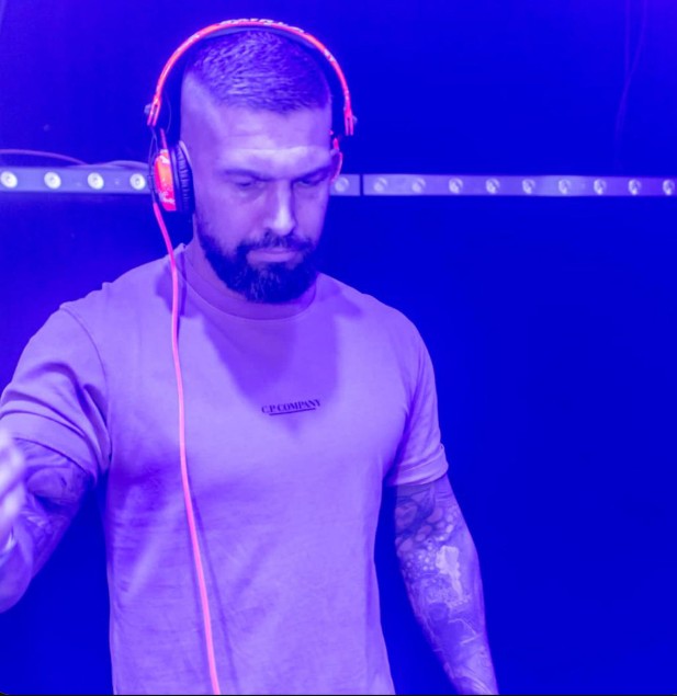Dj Frostie